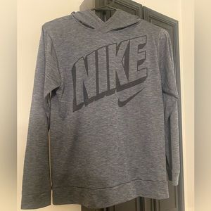 Boys Nike pullover.